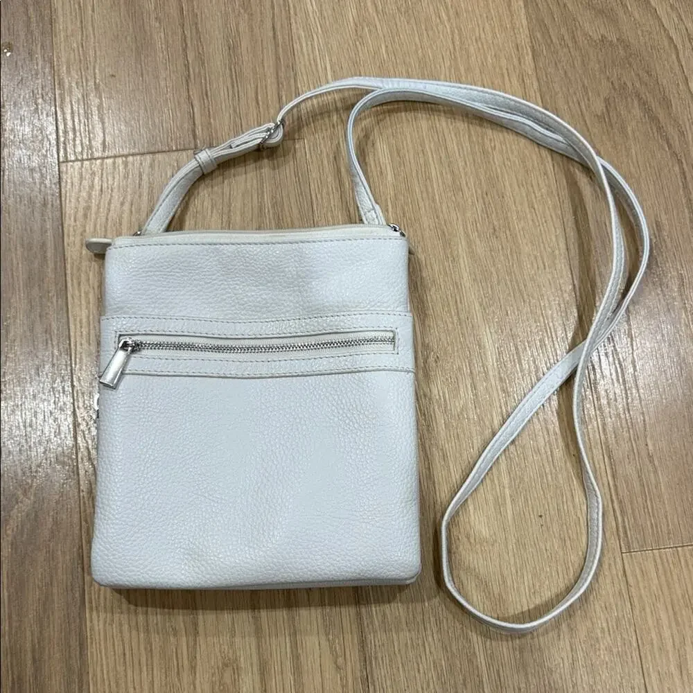 Giani Bernini Multi Pocket Simple Silver Hardware White Leather Crossbody